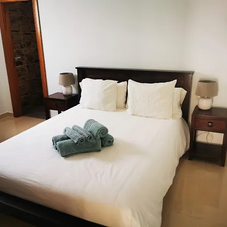 Volcan Apartman *